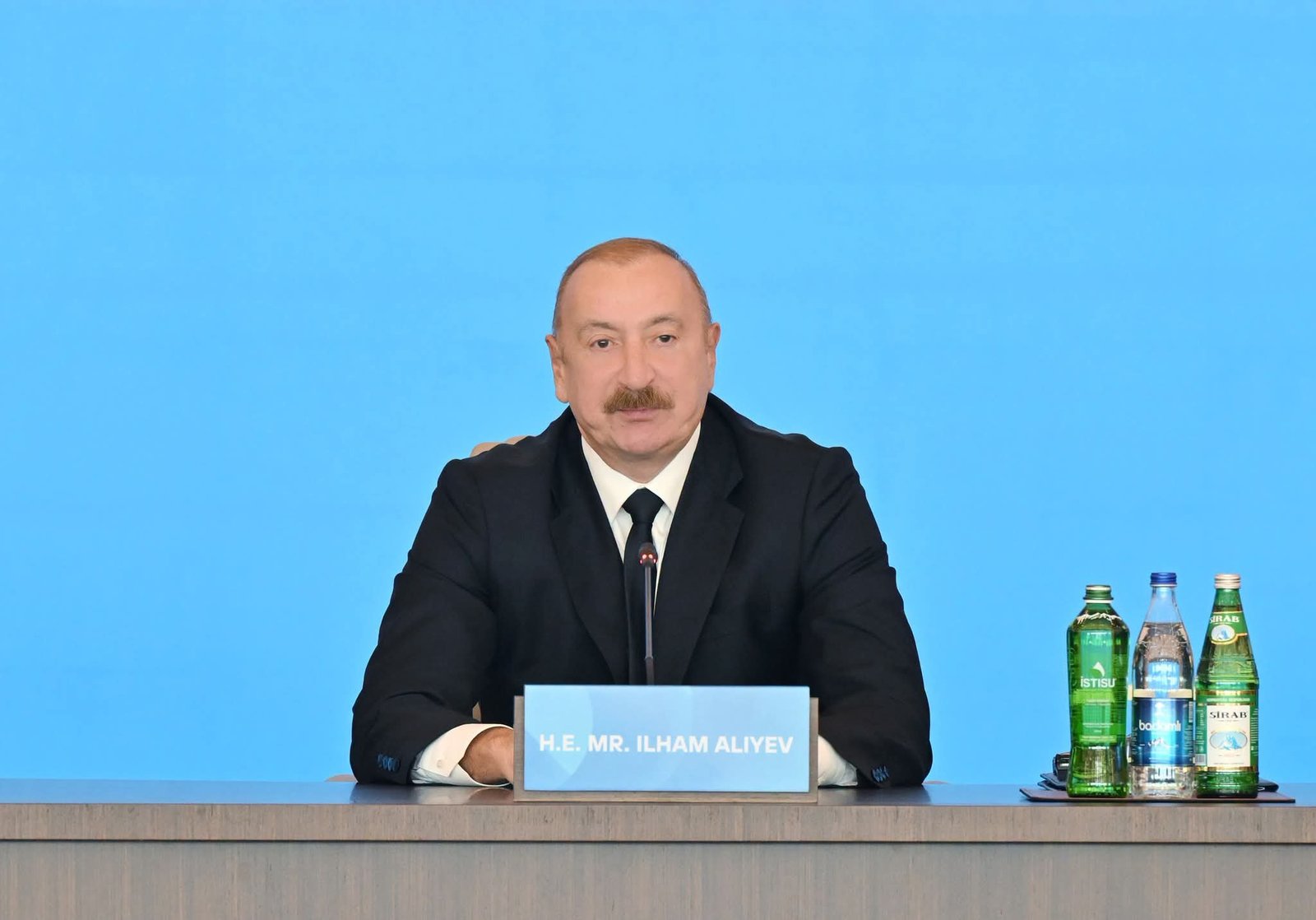 Azərbaycan əsrlərdir Şərqlə Qərb arasında mədəniyyət körpüsü rolunu oynayır